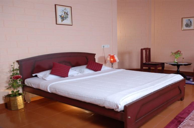 Sunbird Garden Resort Krishnagiri Ruang foto