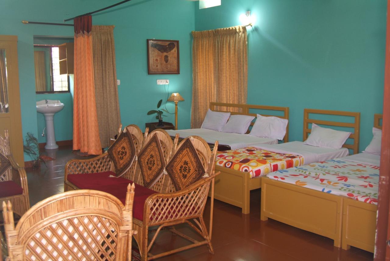 Sunbird Garden Resort Krishnagiri Ruang foto