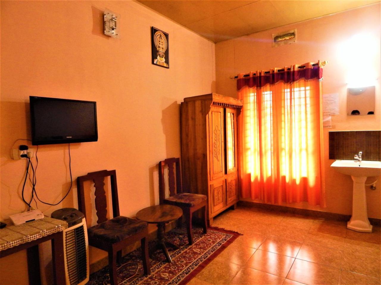 Sunbird Garden Resort Krishnagiri Bagian luar foto
